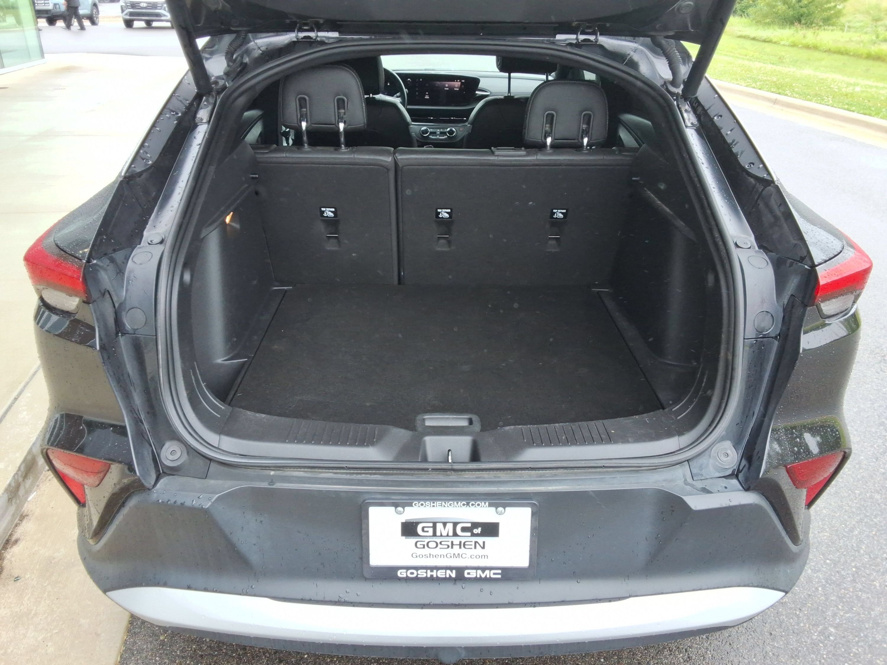 Used 2024 Buick Envista Preferred w/ Convenience I Package FWD image 32