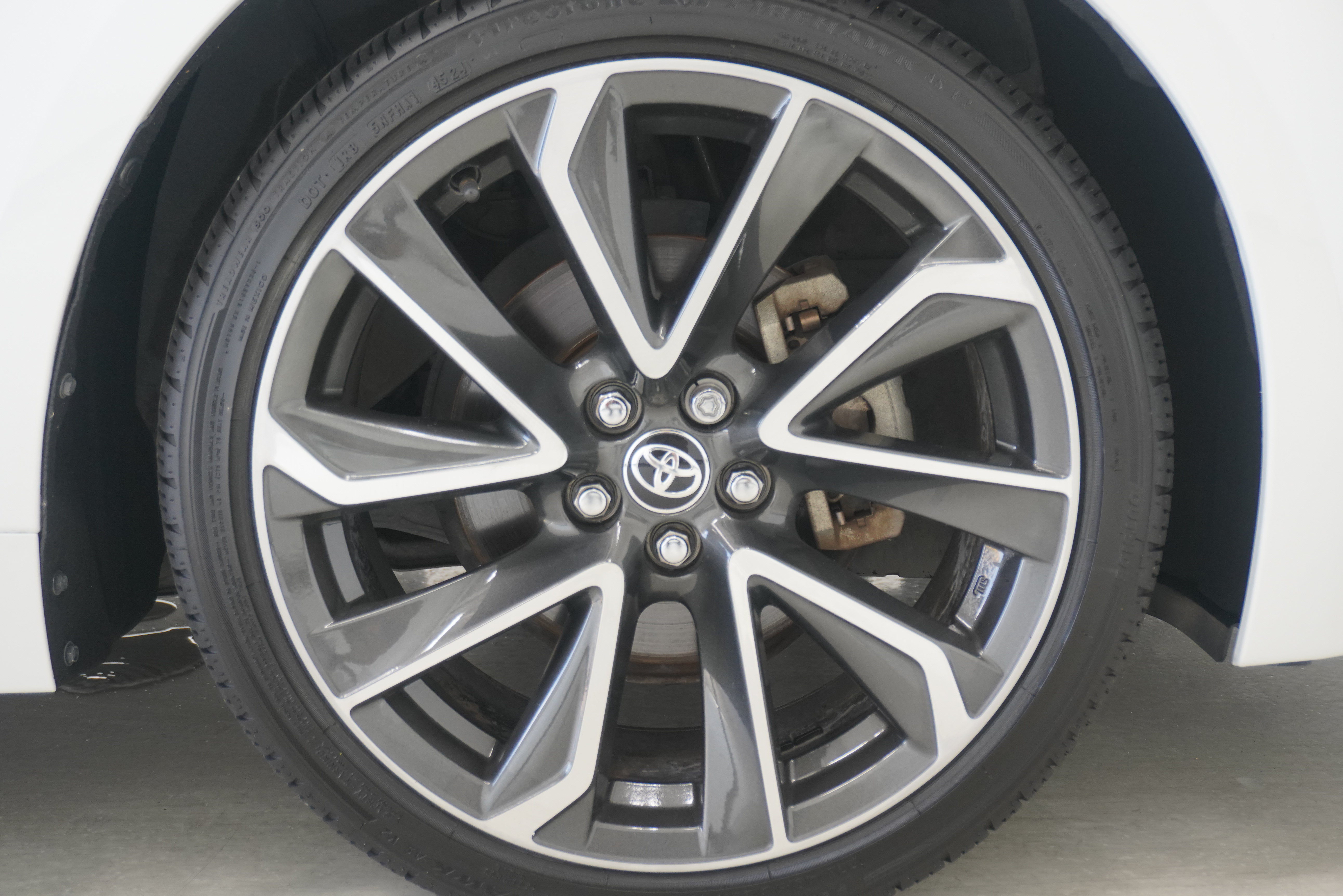 Used 2021 Toyota Corolla XSE FWD image 25