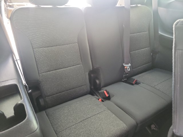 Used 2024 Chevrolet Traverse LS FWD image 26