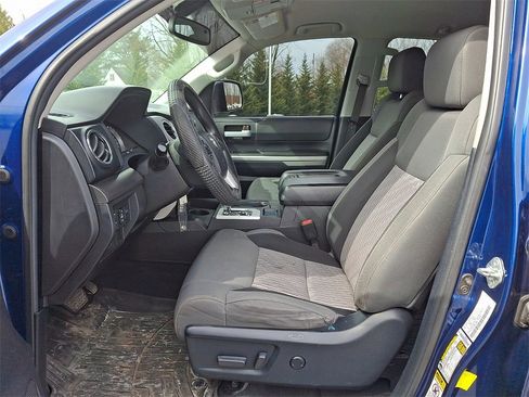 Used 2015 Toyota Tundra SR5 w/ TRD Off Road Package image 14