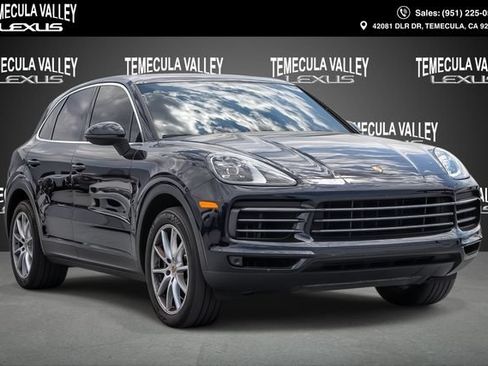 Used 2021 Porsche Cayenne AWD/4WD image 1