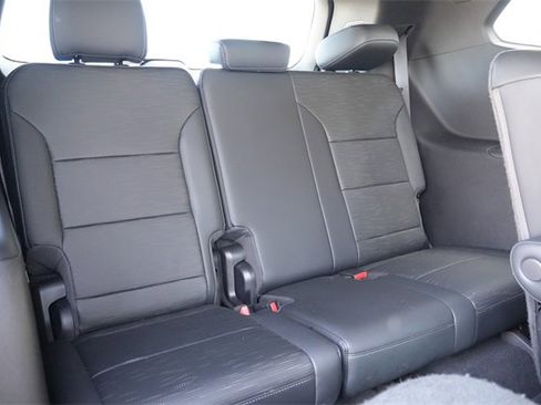 Used 2026 Buick Enclave Sport Touring image 23