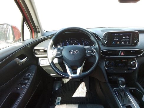 Used 2019 Hyundai Santa Fe SEL image 12
