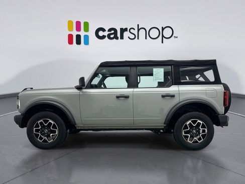 Used 2022 Ford Bronco BASE image 2