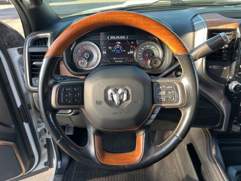Used 2022 RAM 3500 Limited AWD/4WD image 12