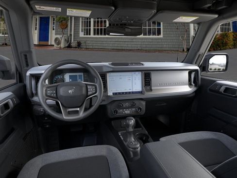 New 2025 Ford Bronco Big Bend image 9