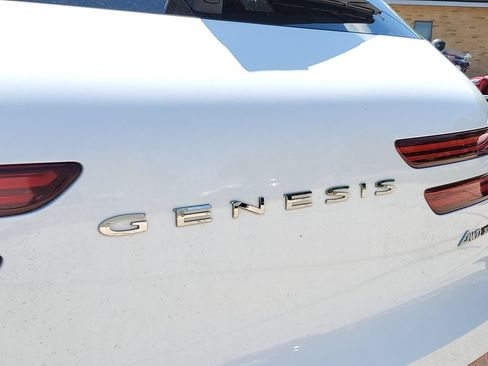 Used 2022 Genesis GV70 3.5T Sport w/ Sport Prestige Package AWD/4WD image 7