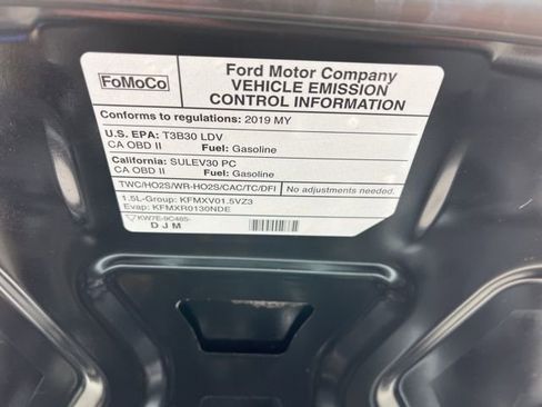 Used 2019 Ford Fusion SE w/ Equipment Group 151A FWD image 26