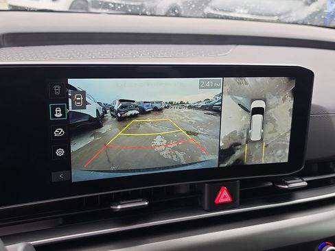 New 2026 Kia Carnival SX w/ SX Dark Edition Package FWD image 26