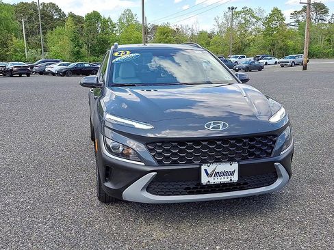 Used 2023 Hyundai Kona SEL w/ Cargo Package AWD/4WD image 3