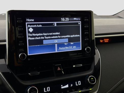 Used 2020 Toyota Corolla XSE image 17