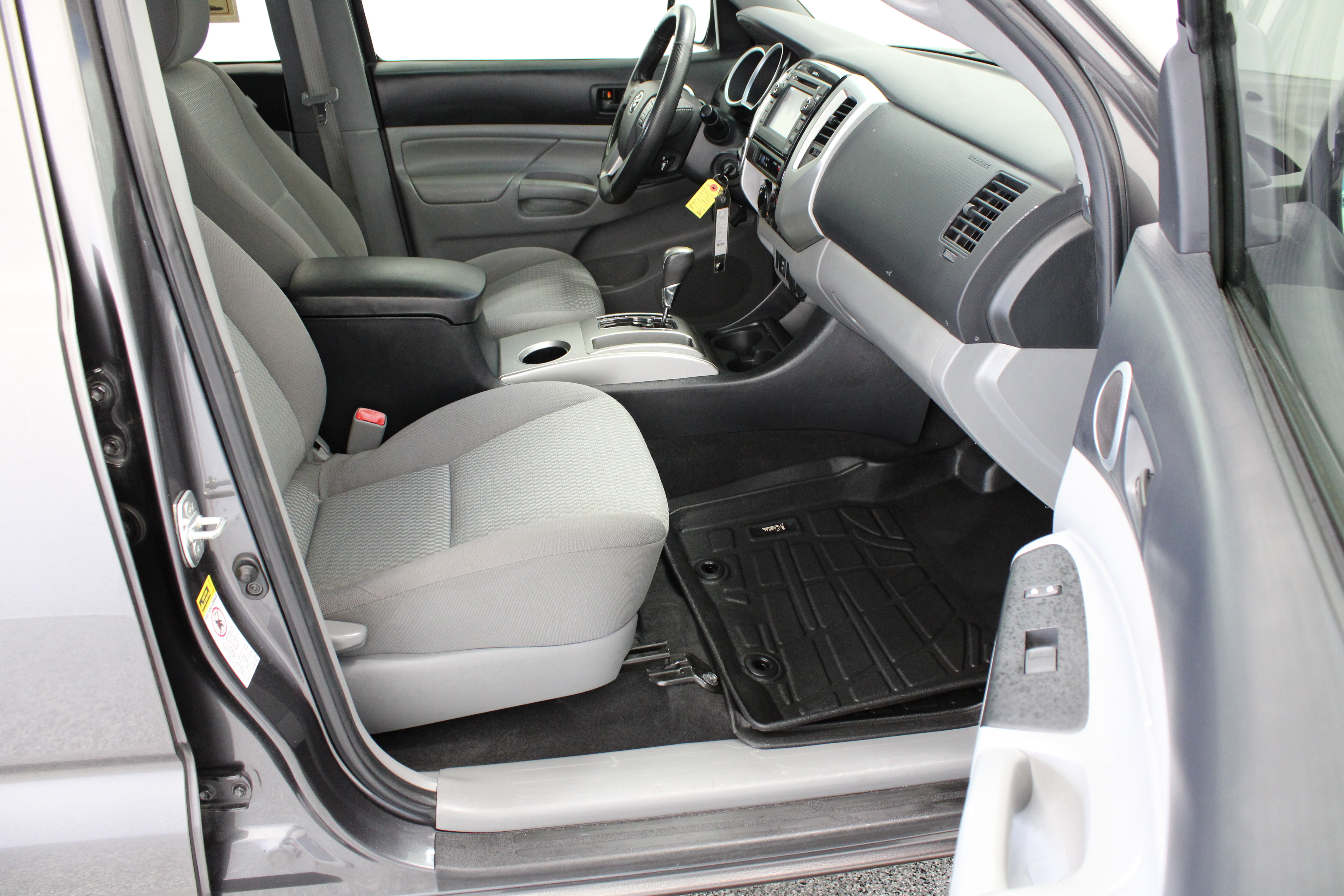 Used 2013 Toyota Tacoma 4x4 Double Cab w/ SR5 Pkg image 32