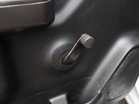 Used 2020 Chevrolet Silverado 2500 W/T image 17