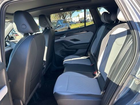 New 2026 Volkswagen Tiguan SE R-Line FWD image 49
