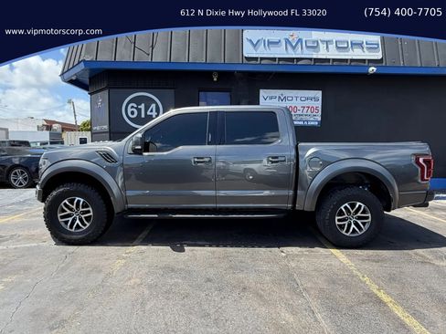 Used 2018 Ford F150 Raptor w/ Equipment Group 802A Luxury AWD/4WD image 2