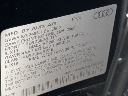 Used 2025 Audi Q5 Premium w/ Convenience Package AWD/4WD image 26