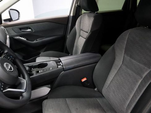 Certified 2023 Nissan Rogue SV image 23