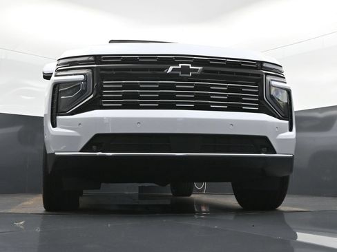 New 2026 Chevrolet Suburban High Country AWD/4WD image 46