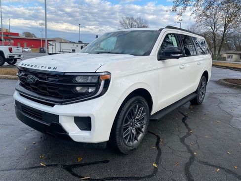 New 2026 Ford Expedition Max Platinum w/ Stealth Appearance Package image 3