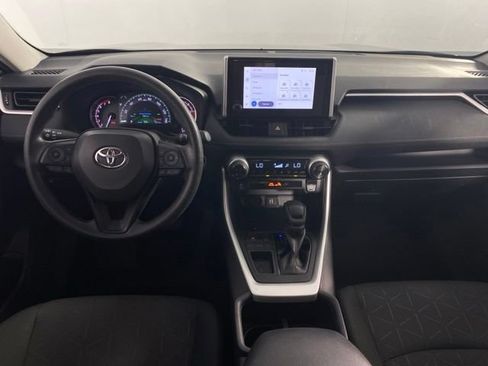 Used 2023 Toyota RAV4 XLE FWD image 24
