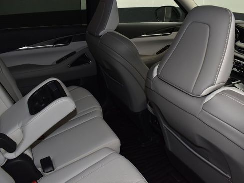 New 2026 INFINITI QX60 Luxe w/ Cargo Package image 21