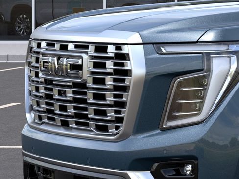 New 2026 GMC Yukon XL Denali w/ Advanced Technology Package AWD/4WD image 14