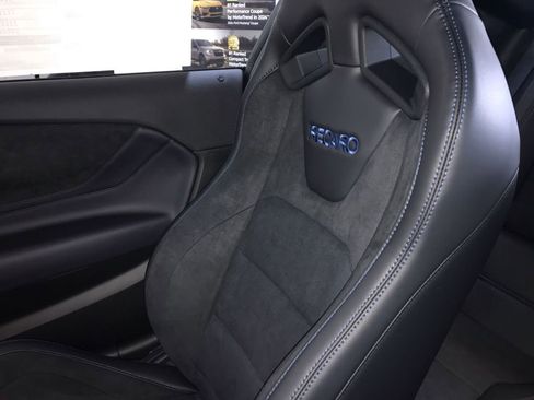 Used 2025 Ford Mustang Dark Horse image 12