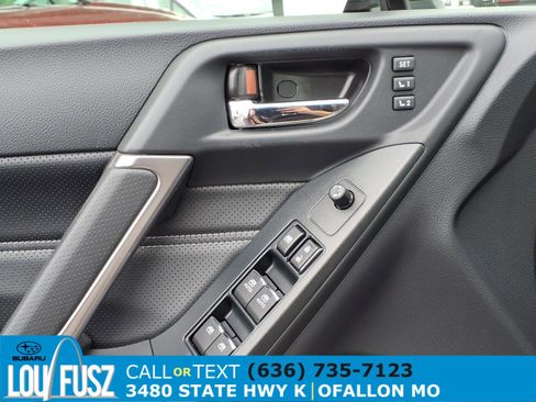Used 2017 Subaru Forester 2.5i Touring AWD/4WD image 23