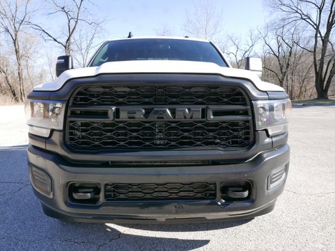 Used 2023 RAM 2500 Tradesman image 3