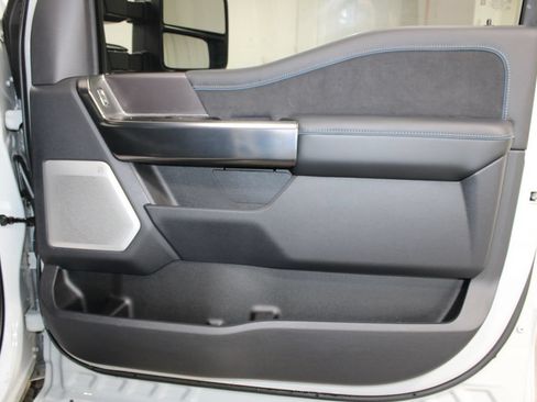 Used 2026 Ford F250 Platinum AWD/4WD image 39