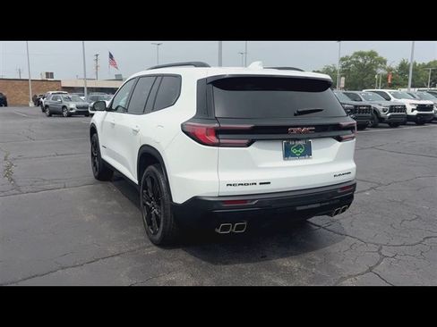 Certified 2024 GMC Acadia Elevation w/ Black Edition AWD/4WD image 7