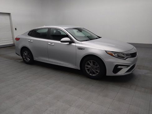 Used 2020 Kia Optima LX FWD image 11