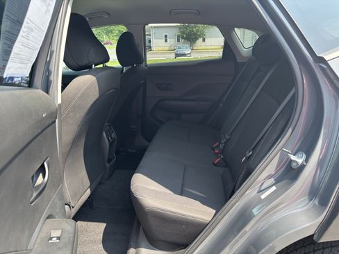 Used 2025 Hyundai Kona SEL AWD/4WD image 14