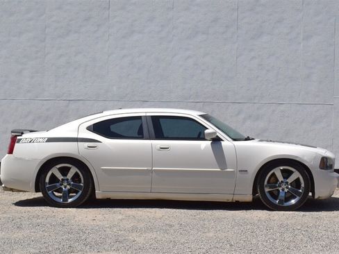 Used 2007 Dodge Charger R/T RWD image 6