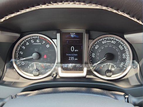 Used 2023 Toyota Tacoma 4x4 Double Cab w/ Trail Edition image 15