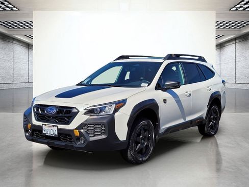 Certified 2025 Subaru Outback Wilderness w/ Wilderness Package AWD/4WD image 11
