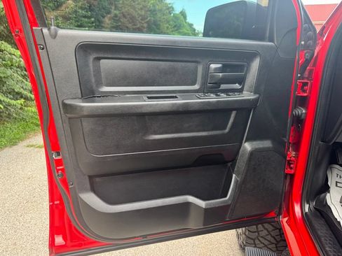 Used 2013 RAM 1500 Express AWD/4WD image 24
