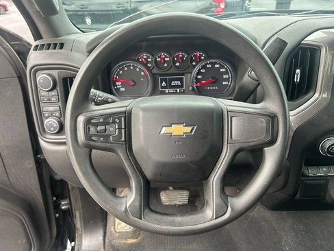 Used 2023 Chevrolet Silverado 1500 Custom AWD/4WD image 14
