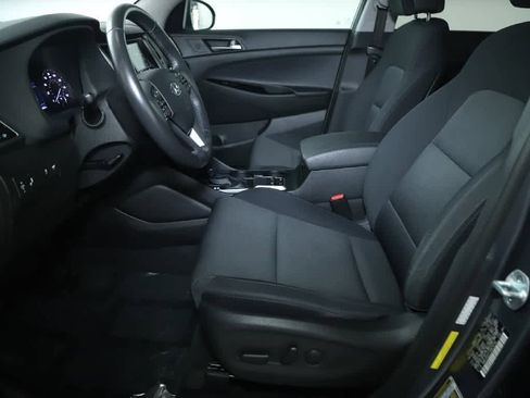 Used 2018 Hyundai Tucson Value w/ Cargo Package image 19