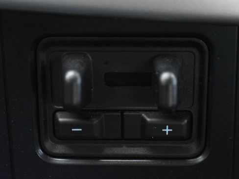 Used 2022 Ford F150 XLT w/ XTR Package AWD/4WD image 29