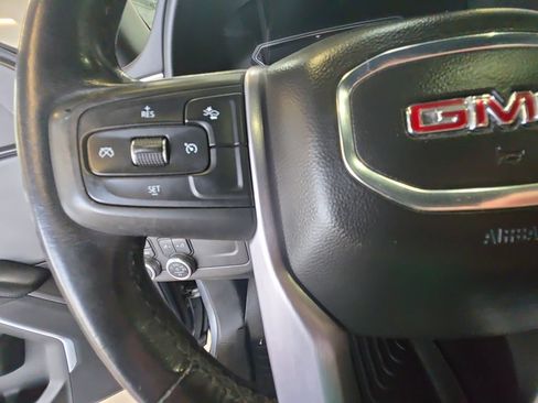 Used 2021 GMC Yukon XL SLT AWD/4WD image 19