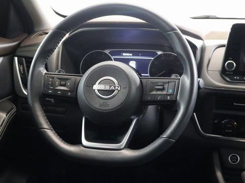 Certified 2023 Nissan Rogue SV w/ SV Premium B Package AWD/4WD image 15