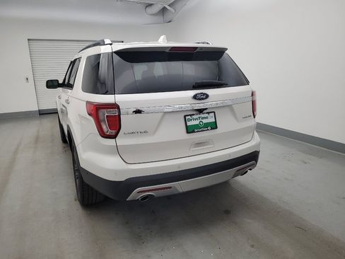 Used 2016 Ford Explorer Limited w/ Equipment Group 301A FWD image 6