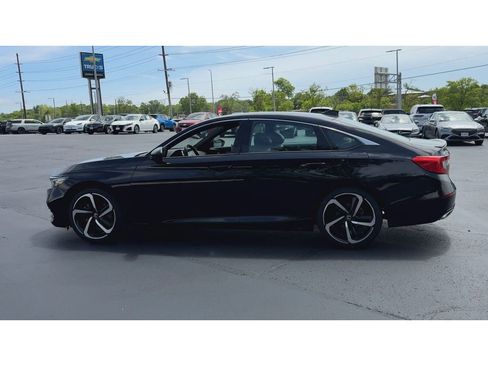 Used 2019 Honda Accord Sport image 5