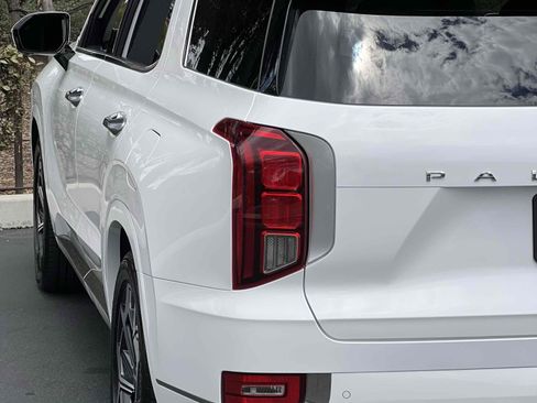 Used 2022 Hyundai Palisade Calligraphy w/ Cargo Package FWD image 81