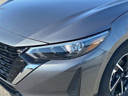 New 2025 Nissan Sentra SV image 10