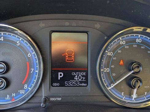 Used 2019 Toyota Corolla LE image 19