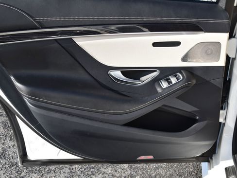 Used 2020 Mercedes-Benz S 450 Sedan image 27