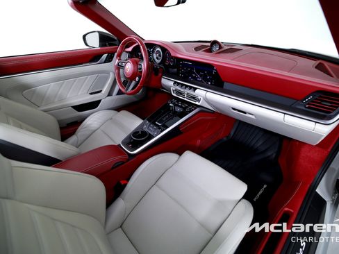 Used 2022 Porsche 911 Turbo S image 21