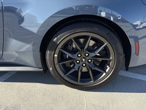 New 2025 Ford Mustang Dark Horse image 9